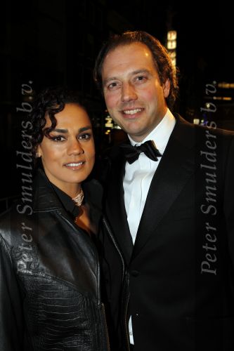 Amsterdam 8 maart 2010
Premiere Zwart Water in tuschinski. Chimene v Oosterhout met vriend
Peter Smulders bv
