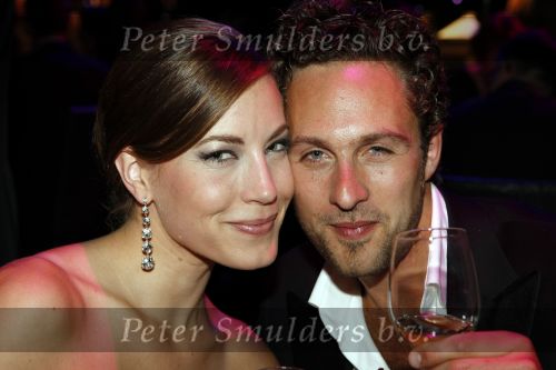Hilversum 8 juni 2009
Uitreiking musical awards in studio 22. Christoph Haddad met nieuwe vriendin
Peter Smulders bv