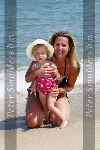 Sant Tropez 7 augustus 2009
Robert Claudia en Olivia Schoemacher op vakantie in sant Tropez.
Peter Smulders bv