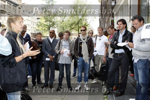 Amsterdam 18 juni 2009
Dads moment georganiseerd door the class company.
De heren gingen op scooters door de stad.
Peter Smulders bv