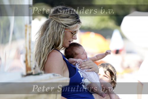 Saint Tropez 31 juli 2009
Danielle Overgaag Oerlemans met dochter Kate  Thijmen Fiene en benjamin op vakantie op saint Tropez.
Peter Smulders bv