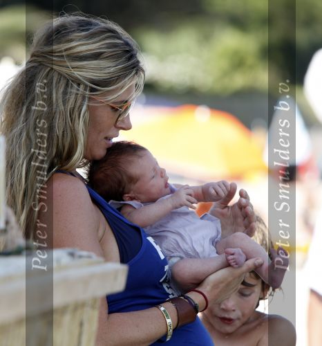 Saint Tropez 31 juli 2009
Danielle Overgaag Oerlemans met dochter Kate  Thijmen Fiene en benjamin op vakantie op saint Tropez.
Peter Smulders bv