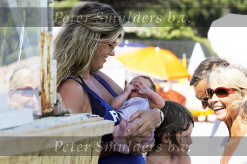 Saint Tropez 31 juli 2009
Danielle Overgaag Oerlemans met dochter Kate  Thijmen Fiene en benjamin op vakantie op saint Tropez.
Peter Smulders bv