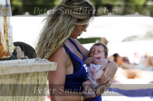 Saint Tropez 31 juli 2009
Danielle Overgaag Oerlemans met dochter Kate  Thijmen Fiene en benjamin op vakantie op saint Tropez.
Peter Smulders bv