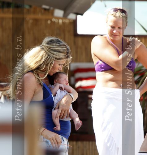 Saint Tropez 31 juli 2009
Danielle Overgaag Oerlemans met dochter Kate  Thijmen Fiene en benjamin op vakantie op saint Tropez.
Peter Smulders bv