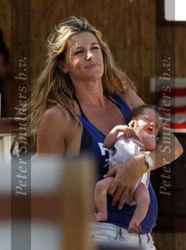 Saint Tropez 31 juli 2009
Danielle Overgaag Oerlemans met dochter Kate  Thijmen Fiene en benjamin op vakantie op saint Tropez.
Peter Smulders bv