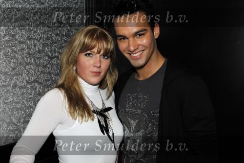 Uitgeest 18 januari 2010
Nieuwjaars feest van Henk Geels in Bobs Party saloon. Deon leon met vriendin
Peter Smulders bv