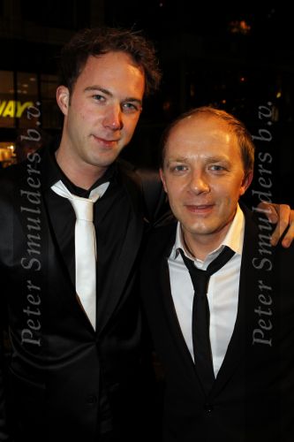 Amsterdam 8 maart 2010
Premiere Zwart Water in tuschinski. Derek Ogilvie met vriend
Peter Smulders bv
