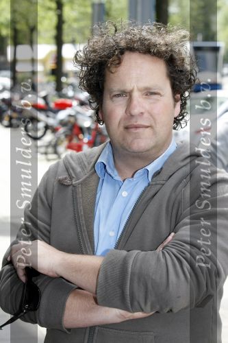 Amsterdam 18 juni 2009
Dads moment georganiseerd door the class company.
De heren gingen op scooters door de stad. Dirk Zeelenberg met een vriend
Peter Smulders bv