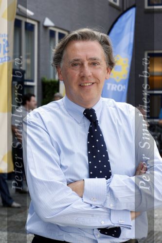 Hilversum 30 juni 2009
Feestje bij de Tros ivm record aantal leden van ruim 450.000. Ed Nijpels
Peter Smuldrs bv