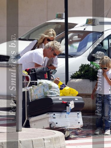 Ibiza 10 juli 2009
Wendy v  Dijk met zoontje Sem en vriend Erland Galjaard op vakantie 
Peter Smulders bv
