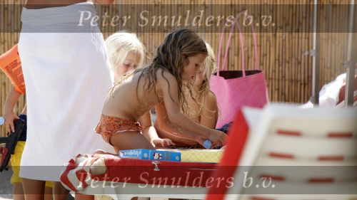 Saint Tropez 31 juli 2009
Danielle Overgaag Oerlemans met dochter Kate  Thijmen Fiene en benjamin op vakantie op saint Tropez.
Peter Smulders bv