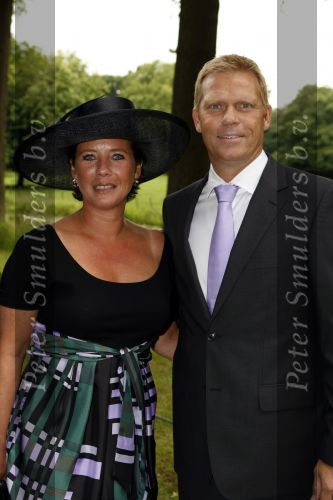 Breukelen 17 juni 2009
Haringparty op Neijenrode. Foeke Booy met zijn vrouw
Peter Smulders bv