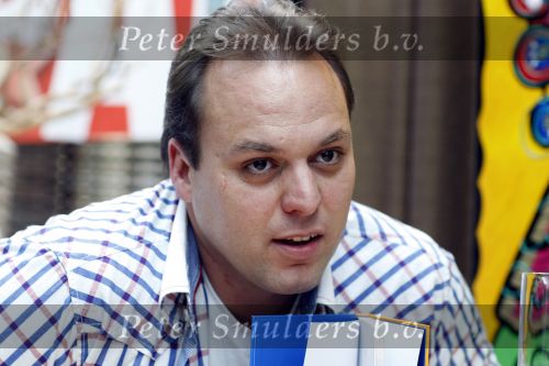 Amsterdam 12 juni 2009
Papa van het jaar verkiezing met Frans Bauer en Koertjan de Bruin met zijn vriendin Charlotte en dochter.
Peter Smulders bv