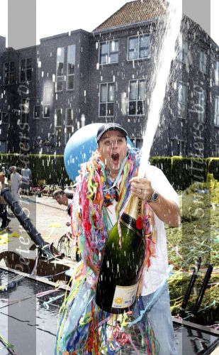 Hilversum 30 juni 2009
Feestje bij de Tros ivm record aantal leden van ruim 450.000. Frans Bauer
Peter Smuldrs bv