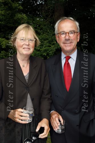 Breukelen 17 juni 2009
Haringparty op Neijenrode. Frans Weisglas met zijn vrouw
Peter Smulders bv