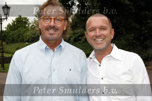 Kaatsheuvel 2 augustus 2009
Premiere show in de efteling. Fred Buter met vriend
Peter Smulders bv