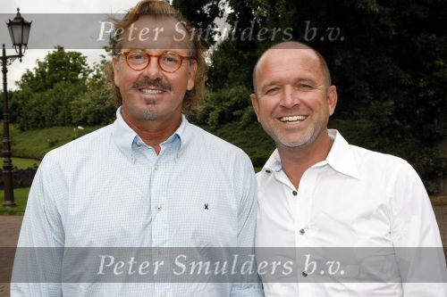 Kaatsheuvel 2 augustus 2009
Premiere show in de efteling. Fred Buter met vriend
Peter Smulders bv