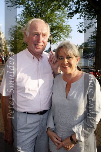 Amsterdam 6 augustus 2009
Premiere circus Stiletto in Carre. Fred oster met vrouw
Peter Smulders bv