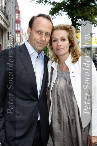 Amsterdam 16 juni 2009
Koen v Trojen met zijn nieuwe vriendin Frederique v d Wal.
Peter Smulders bv