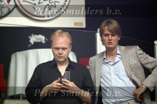 Amsterdam 13 juni 2009
De Toppers in concert in de arena met Rene Froger Gordon en Jeroen v d Boom. Frits Huffnagel met partner
Peter Smulders bv