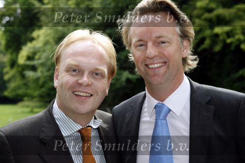 Breukelen 17 juni 2009
Haringparty op Neijenrode. Frits Huffnagel met partner
Peter Smulders bv