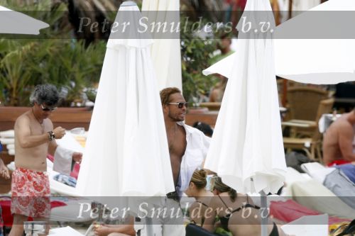 Ibiza 9 juli 2009
Gary Dourdan van CSI miami  met vriendin op het strand bij Blue Marlin.
Peter Smulders bv