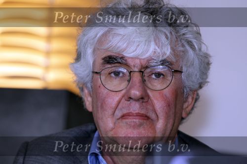 Soestdijk 8 maart 2010
Presentatie boek Annejet v Zijl over prins Bernhard op paleis soestdijk. Cees Fasseur Hans Blom Geert Mak en Philip Freriks zijn aanwezig om het boek te bespreken.
Peter Smulders bv