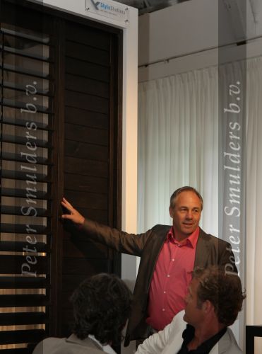 Naarden Vesting, 7 Juni 2009
Perspresentatie van nieuwe produkten Jan des Bouvries en Monique des Bouvrie en Paul Fagel in het Arsenaal.
Gert Jan Splinter van Styleshutters
Foto Peter Smulders BV