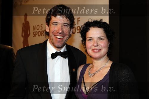 Amsterdam 15 december 2009
Sportman van het jaar verkiezing in de RAI. Gianni Romme met zijn vrouw
Peter Smulders bv
