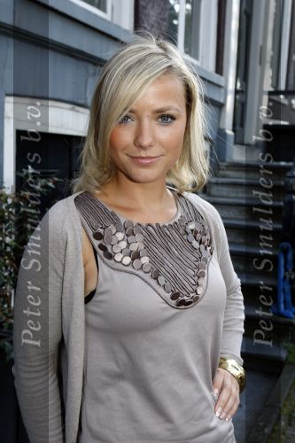 Amsterdam 16 juni 2009
Modeshow La Dress by Simone v Trojen. Gigi ravelli
Peter Smulders bv