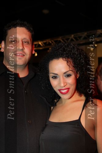 Hilversum, 3 Maart 2010 Uitreiking Gouden Harpen in Studio 22
Glennis Grace met partner Moos
Foto Peter Smulders BV