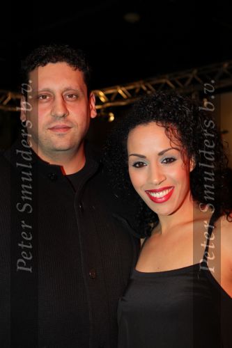 Hilversum, 3 Maart 2010 Uitreiking Gouden Harpen in Studio 22
Glennis Grace met partner Moos
Foto Peter Smulders BV
