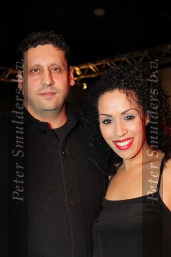 Hilversum, 3 Maart 2010 Uitreiking Gouden Harpen in Studio 22
Glennis Grace met partner Moos
Foto Peter Smulders BV