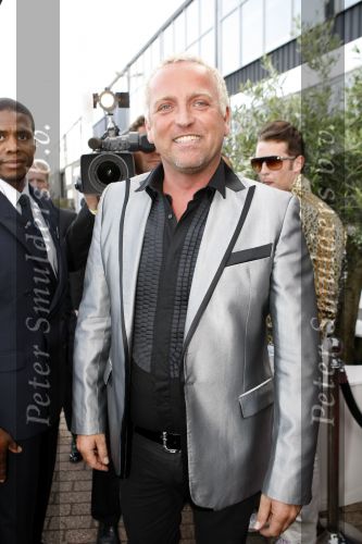 Amsterdam 3 juni 2009
Uitreiking van de glamour awards. Gordon met nieuwe look/ kapsel
Peter Smulders bv