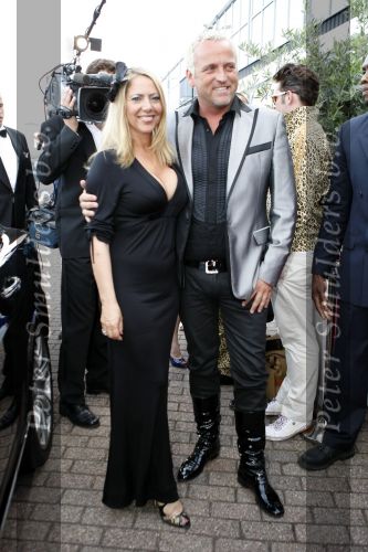 Amsterdam 3 juni 2009
Uitreiking van de glamour awards. Gordon met nieuwe look/ kapsel
Peter Smulders bv