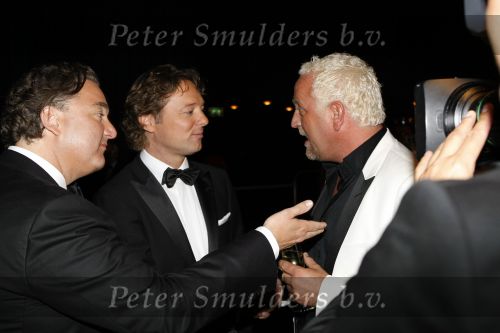 Hilversum 8 juni 2009
Uitreiking musical awards in studio 22. Gordon Frits sissing en Erwin v Lambaart
Peter Smulders bv