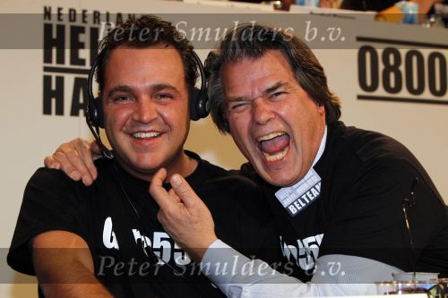 Hilversum 21 januari 2010
Rtl SBS en de NOS hebben samen een tv programma en aktie in elkaar gedraaid om zoveel mogelijk geld op te halen voor giro 55 ten bate van Haiti. Emile Ratelband en Grad damen
Peter Smulders bv