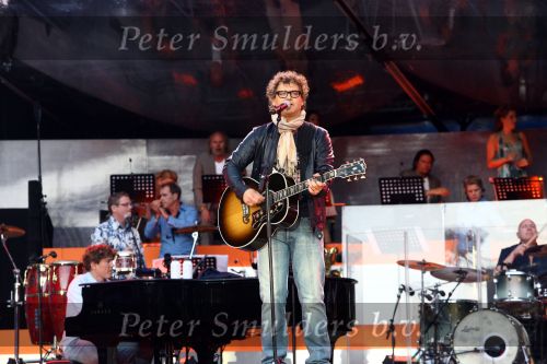 Eindhoven, 14 Juni 2009 3e Concert van Guus Meeuwis in het PSV stadion
Uitgenodigd door Autolichtstad BV
Als gast artiest Marco Borsato en de groep Jewelste
Foto Peter Smulders BV