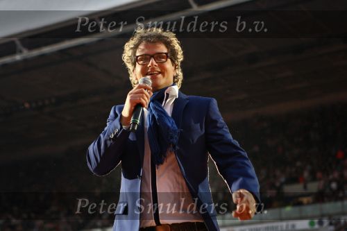 Eindhoven, 14 Juni 2009 3e Concert van Guus Meeuwis in het PSV stadion
Uitgenodigd door Autolichtstad BV
Als gast artiest Marco Borsato en de groep Jewelste
Foto Peter Smulders BV