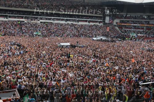 Eindhoven, 14 Juni 2009 3e Concert van Guus Meeuwis in het PSV stadion
Uitgenodigd door Autolichtstad BV
Met een gastoptreden van Marco Borsato
Foto Peter Smulders BV