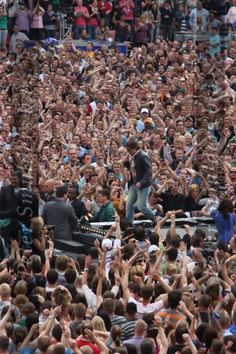 Eindhoven, 14 Juni 2009 3e Concert van Guus Meeuwis in het PSV stadion
Uitgenodigd door Autolichtstad BV
Met een gastoptreden van Marco Borsato
Foto Peter Smulders BV