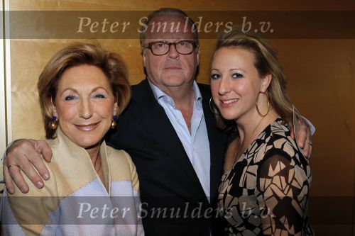 Amsterdam 6 maart 2010
Modeshow Mart Visser in het Hilton. Guus Verstraete met dochter Seleste en ex Karin Verstraete
Peter Smulders bv