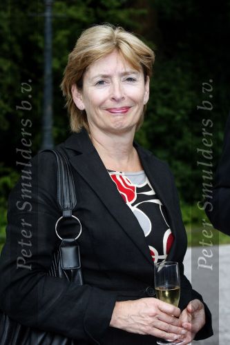 Breukelen 17 juni 2009
Haringparty op Neijenrode. Guusje ter Horst
Peter Smulders bv