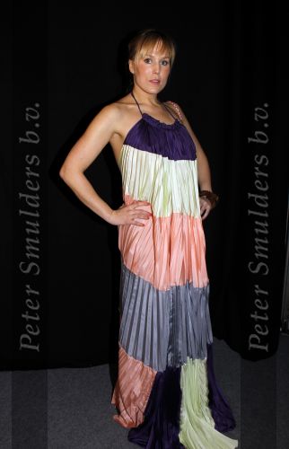 Amsterdam 27 januari 2010
Openingsshow van de fashion week. Hadewych Minis met vriend
Peter Smulders bv