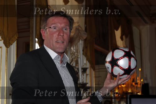Zeist 26 januari 2010
Hans v Breukelen presenteert nieuw bedrijf in samenwerking met topsporters in slot zeist.
Peter Smulders bv