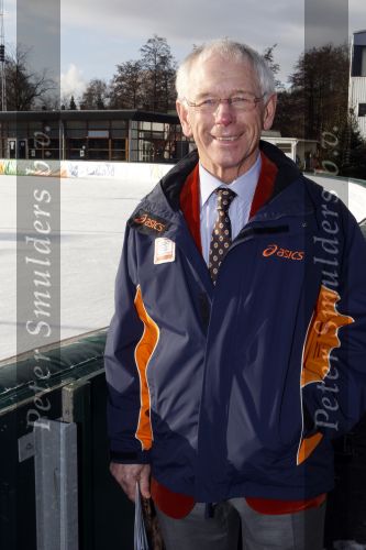 Amsterdam 28 januari 2010
Presentatie glossy GOUD bij de jaap edenbaan. Henk gemser
Peter Smulders bv