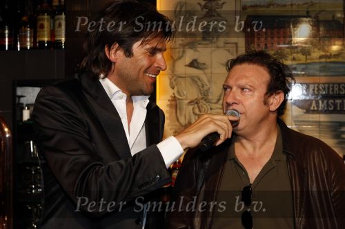 Amsterdam 3 juni 2009
Pers presentatie heren van amstel live. Xander de Buisonje gaat het presenteren.Henk temming
Peter Smulders bv