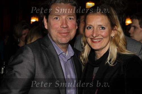 Haarlem 8 maart 2010
Premiere als de dood in de stadsschouwburg van haarlem. Henkjan Smits met vrouw
Peter Smulders bv