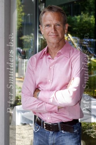 Hilversum 30 juni 2009
Feestje bij de Tros ivm record aantal leden van ruim 450.000. Jaap Jongbloed
Peter Smuldrs bv
